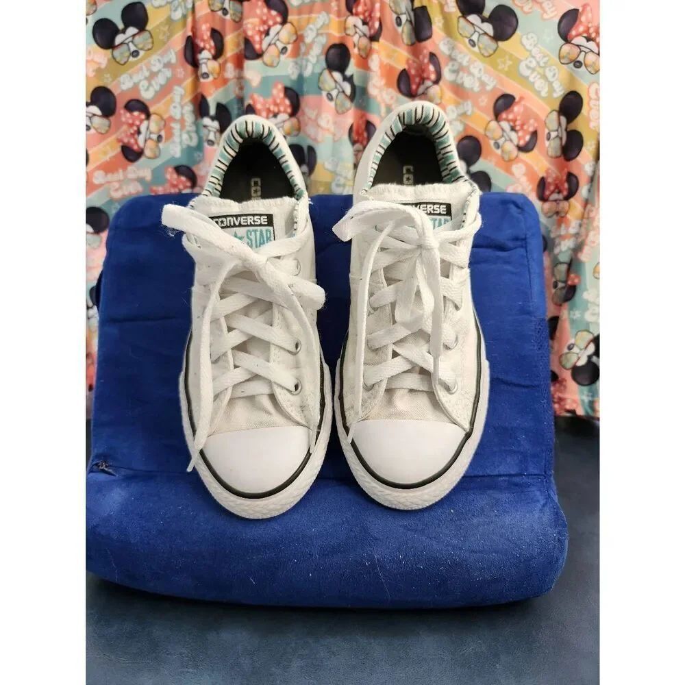 Converse All Star Chuck Taylor Youth Low Top Shoe Size 2 White Light Blue